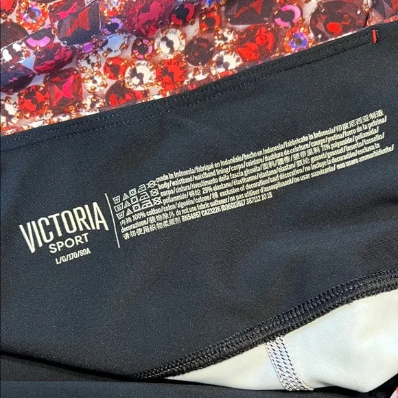 Victoria Sport Women’s Graphic Jewel Legging Large - Picture 2 of 8